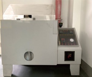 Salt spray test chamber
